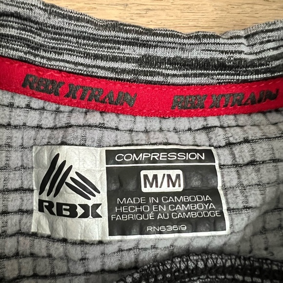 NWOT Men’s RBX Compression Long Sleeve Shirt Size M - Picture 2 of 3